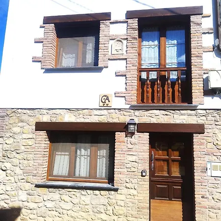 Angelita Casa de Campo Onís